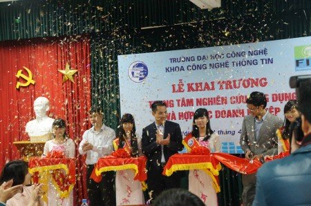 Trung tâm Nghiên cứu ứng dụng và Hợp tác doanh nghiệp